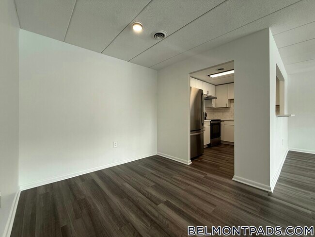 Foto del edificio - 55 Hill Rd