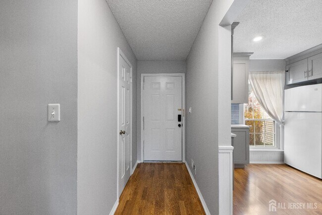 Foto del edificio - 39 Goodwin Dr