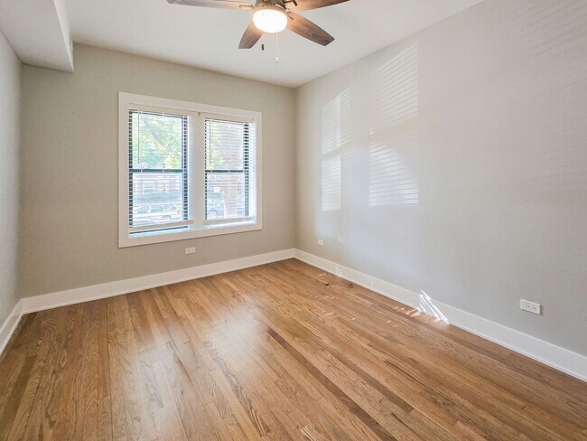 Foto del edificio - 4847 N Wolcott Ave