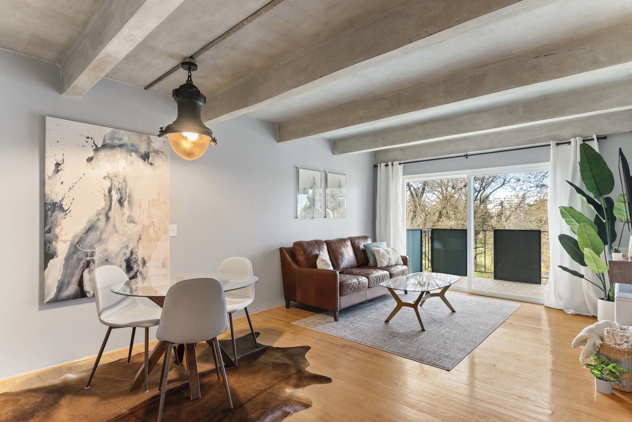 Foto principal - 1265 Race St