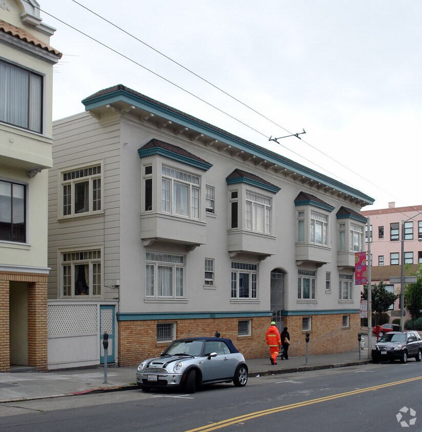 Building Photo - 1581 Union St