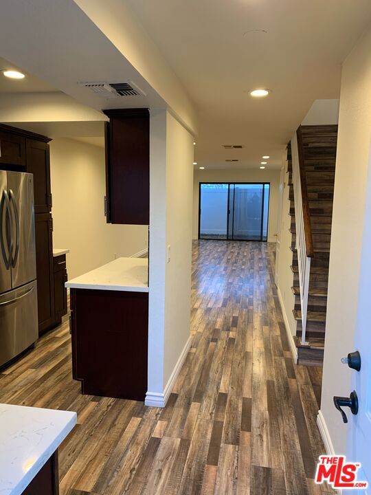 Foto del edificio - 542 N Shelton St