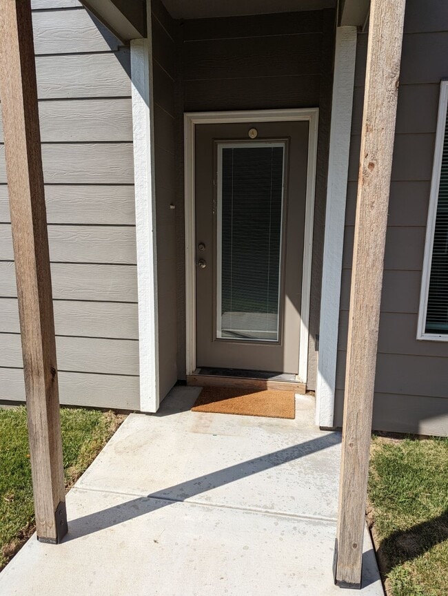 Building Photo - 8012 E 34th Ct S