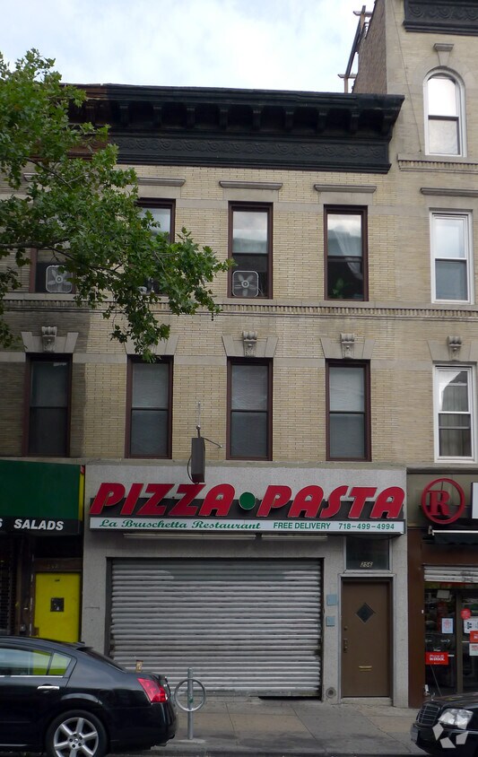 Primary Photo - 256 7th Ave