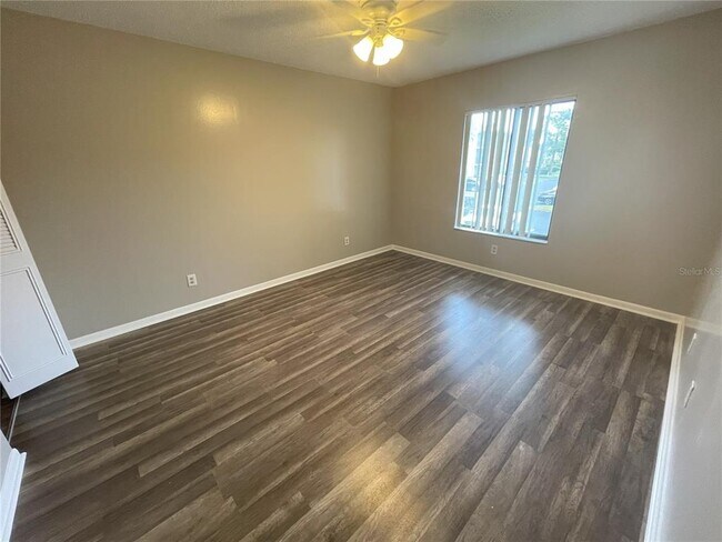 Foto del edificio - 1522 S Pine Ridge Cir