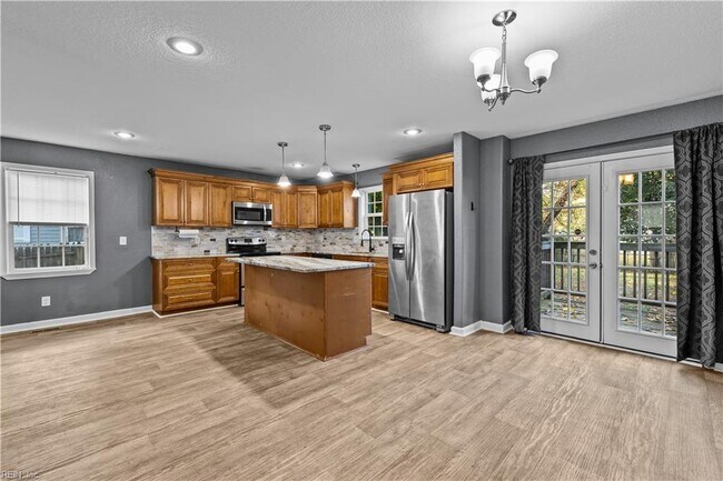 Building Photo - 6423 Dove St