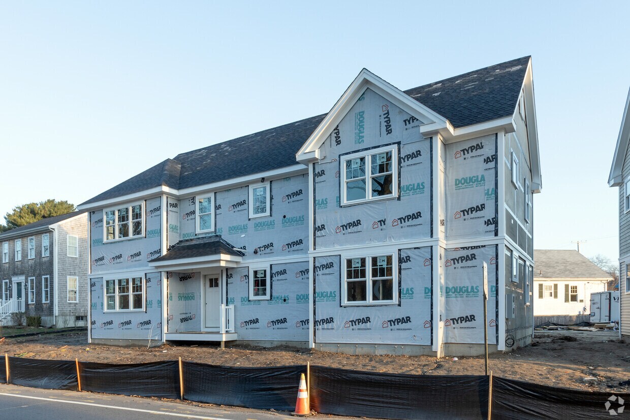 Building Photo - 55 Wood Ave