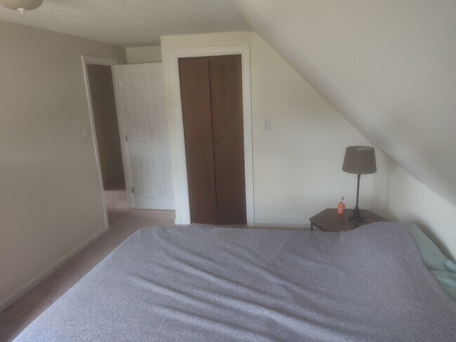 Upstairs Bedroom - 2499 Chestnut St