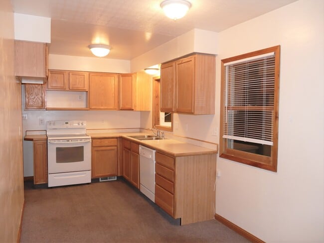 Building Photo - 4013 5th Ave N