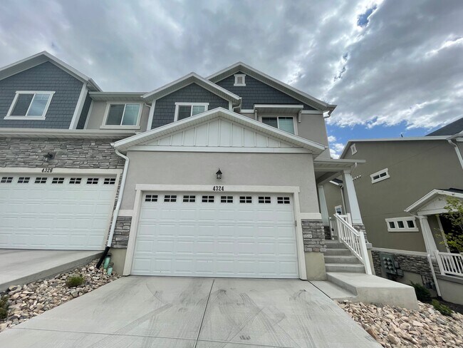 Foto del edificio - 4324 W Burwell Ln