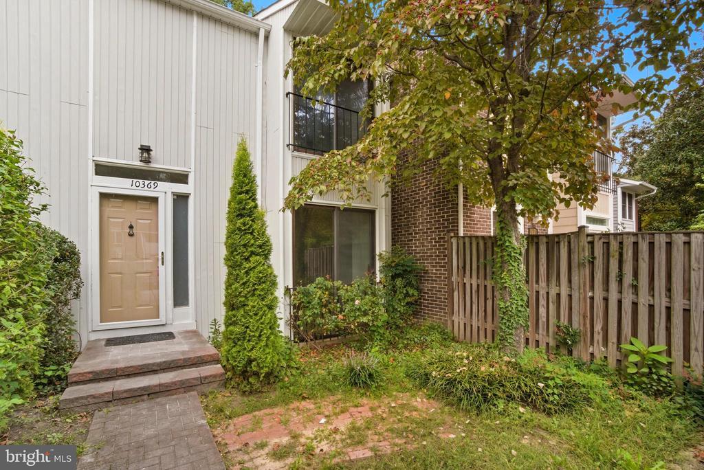 Foto principal - 10369 May Wind Ct