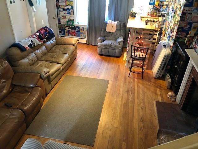 Foto del edificio - 15 Evelyn Dr