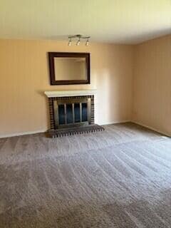 Building Photo - 1887 Fleetwood Dr