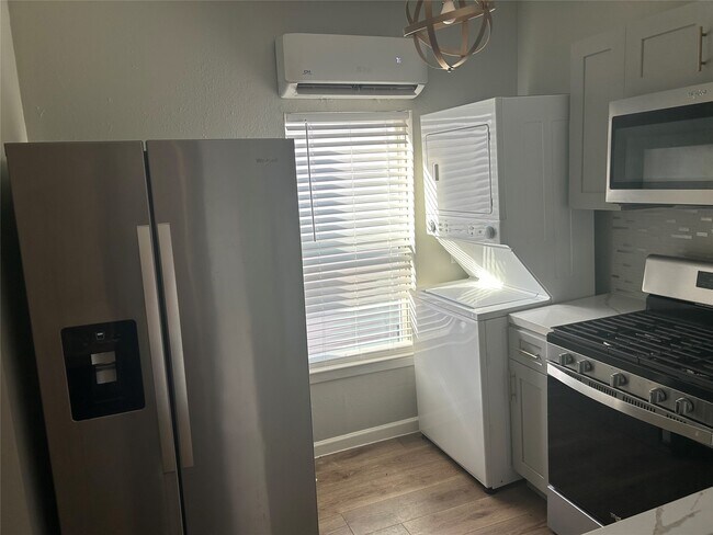 Foto del edificio - 5105 Sherman St