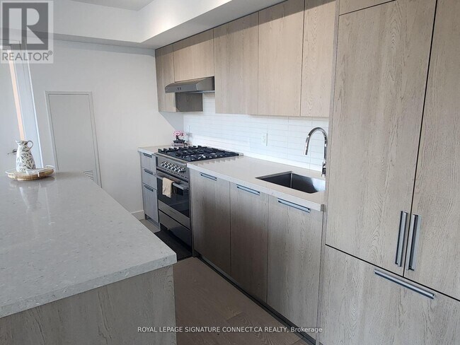 Photo du bâtiment - 160 Kingsway Crescent