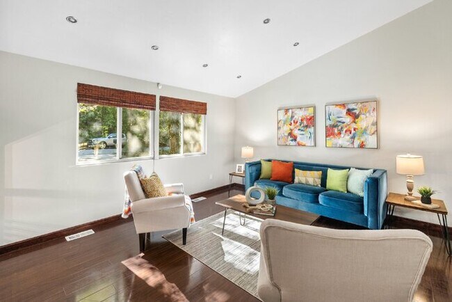 Foto del edificio - Spacious 5 Bedroom Home in Midlothian - $2,800/mo