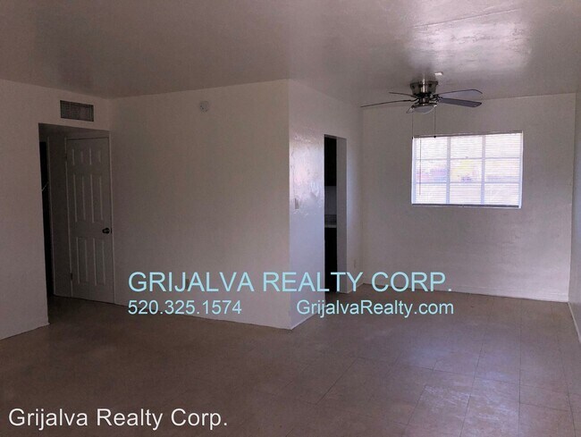 Foto del edificio - 4525 E 17th St