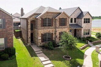 Building Photo - 621 Big Horn Rd