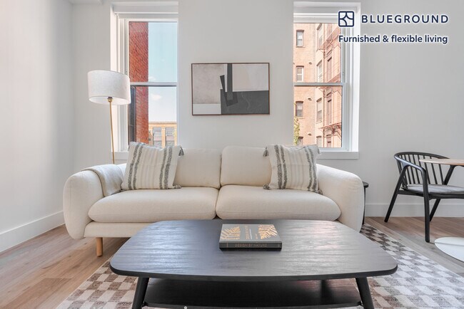 Foto del edificio - 1321 Rhode Island Ave NW