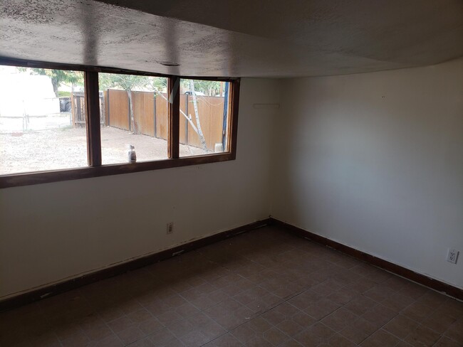 Foto del edificio - 521 13th St NW