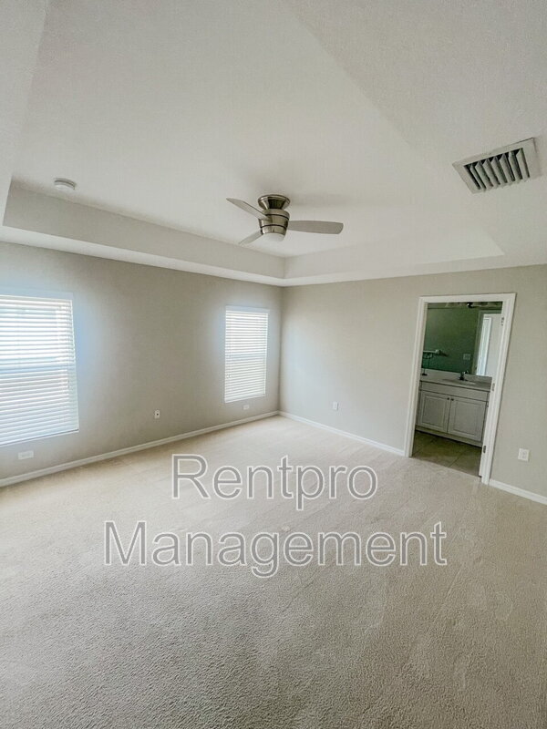 Foto del edificio - 3872 Shimmering Oaks Dr