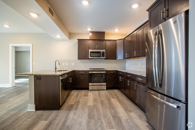 Kitchen 1BR, 1.5BA-1180SF - Tumblerock Luxury Apartments