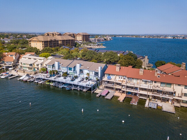 Building Photo - 109 Island Dr
