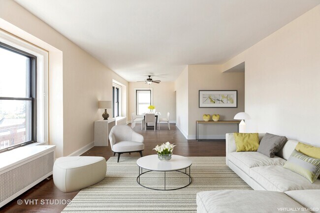 Foto del edificio - 5300 S Shore Dr