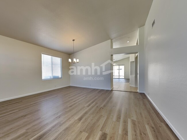 Building Photo - 7313 E Laguna Azul Ave