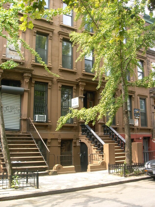 158 W 130th - 158 W 130th St