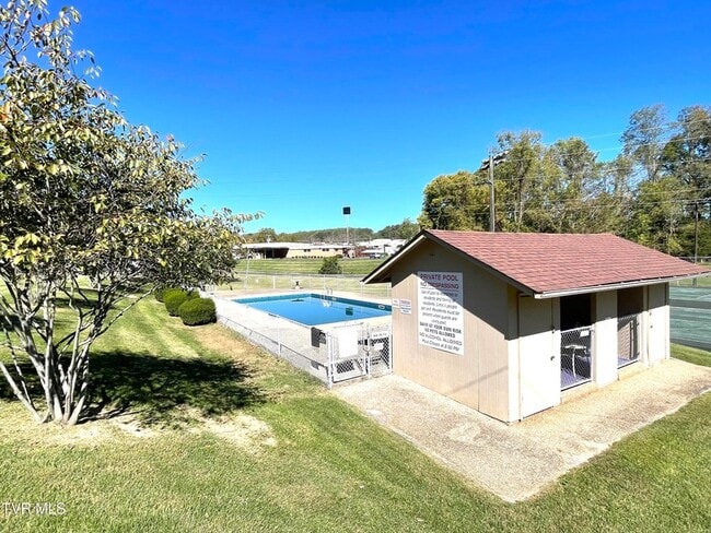 Foto del edificio - 1225 Carriage Cir