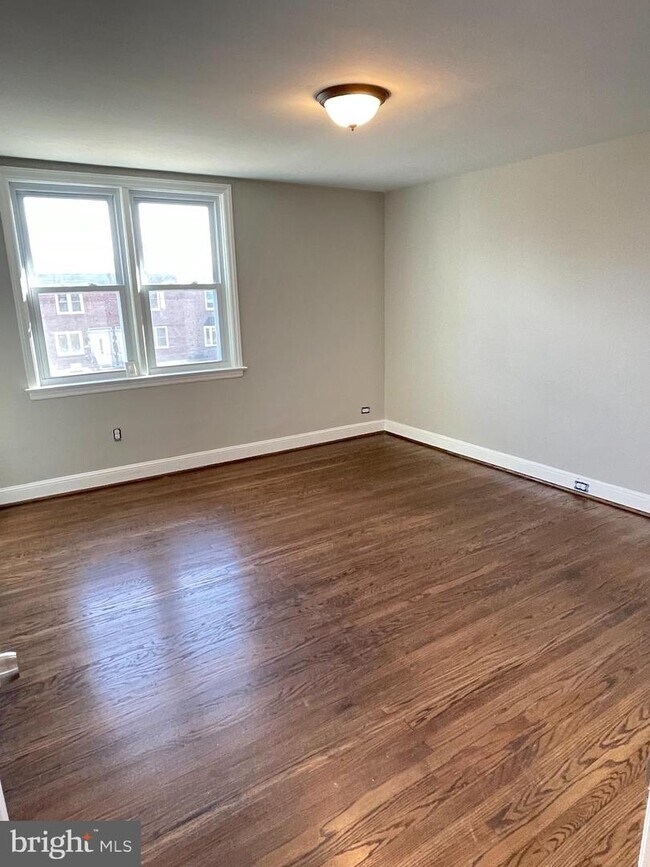 731 Rively Ave, Glenolden, PA 19036 Townhome Rentals in Glenolden PA