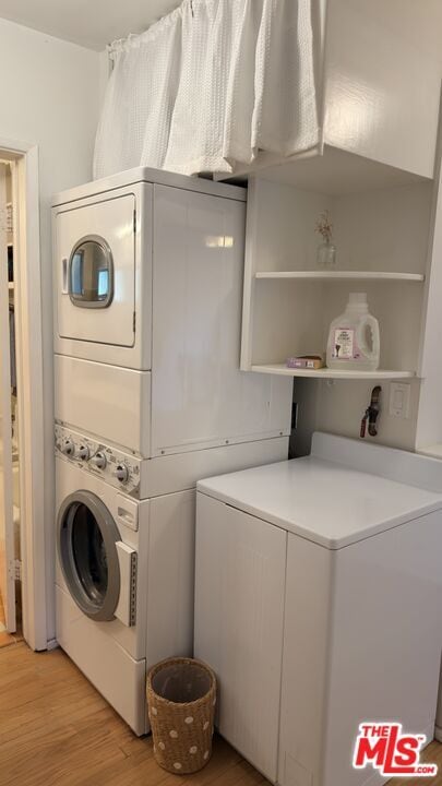 Building Photo - 1570 Via Capri