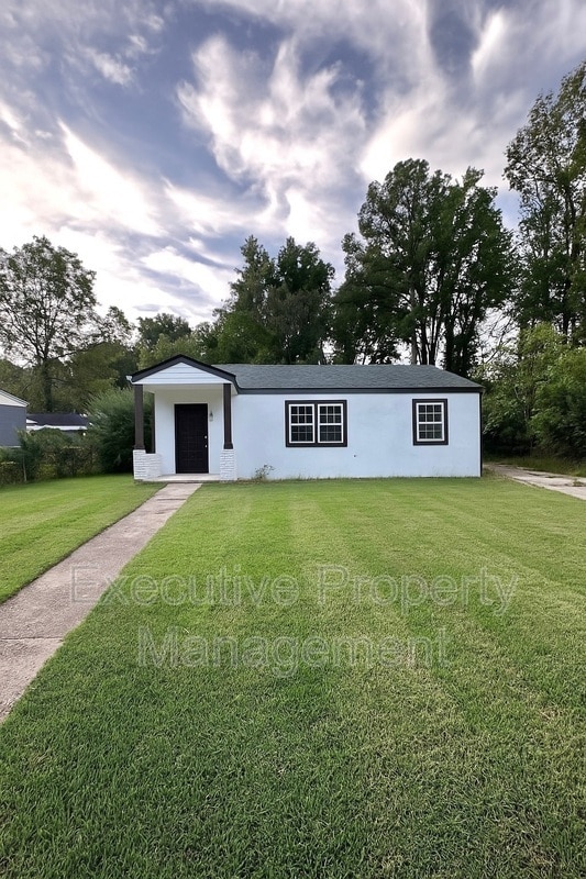 Foto principal - 2005 Henry Crumpton Dr