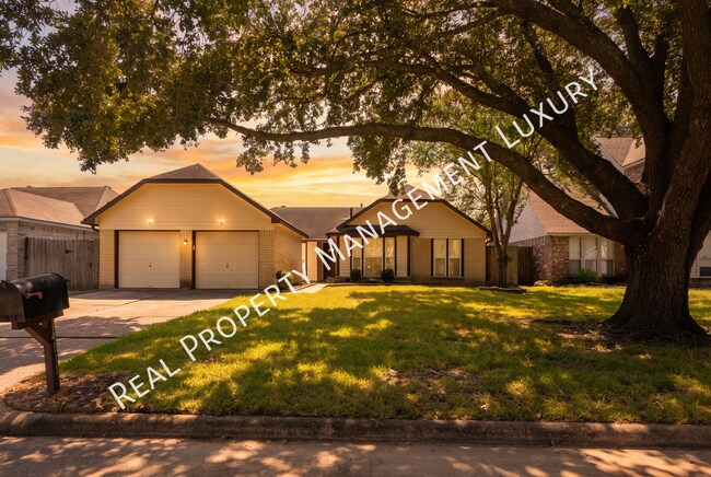 Building Photo - 14611 Cypress Valley Dr
