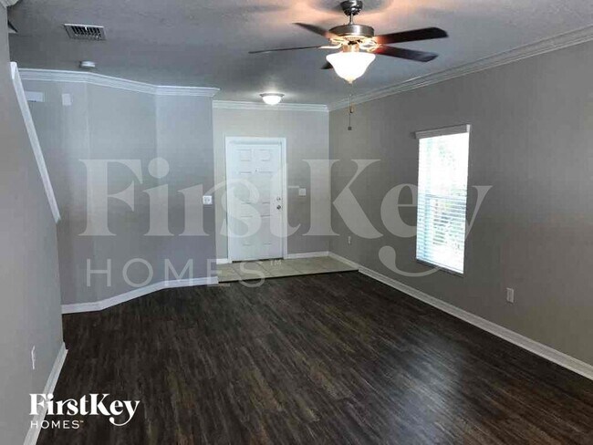 Building Photo - 1904 Hawks View Dr