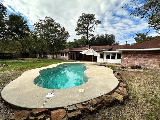 Foto del edificio - 5122 Sjolander Rd