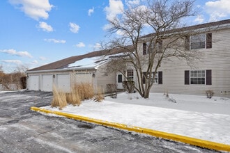 Building Photo - 21 N Park Blvd