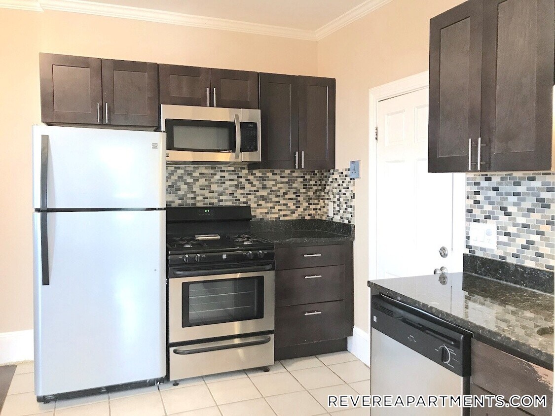 Foto principal - 286 Revere St