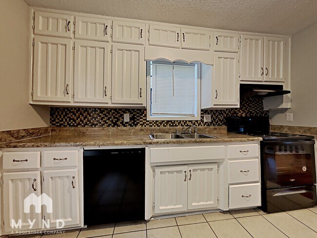 Foto del edificio - 2708 Shoemaker St
