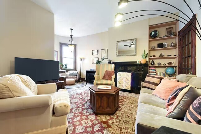 Foto del edificio - 837 N St Clair St