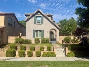 Building Photo - 24122 Village Cir Dr