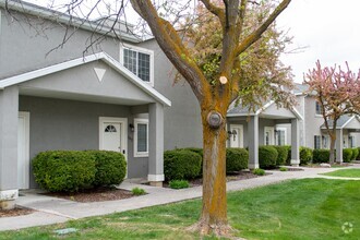 Building Photo - 182 Penny Ln