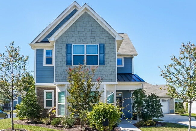 Building Photo - 149 Heathwood Dr