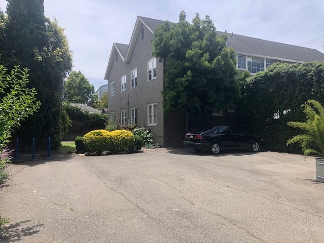 Building Photo - 4116 Adeline St