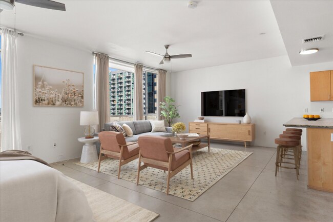 Foto del edificio - 285 W 6th St