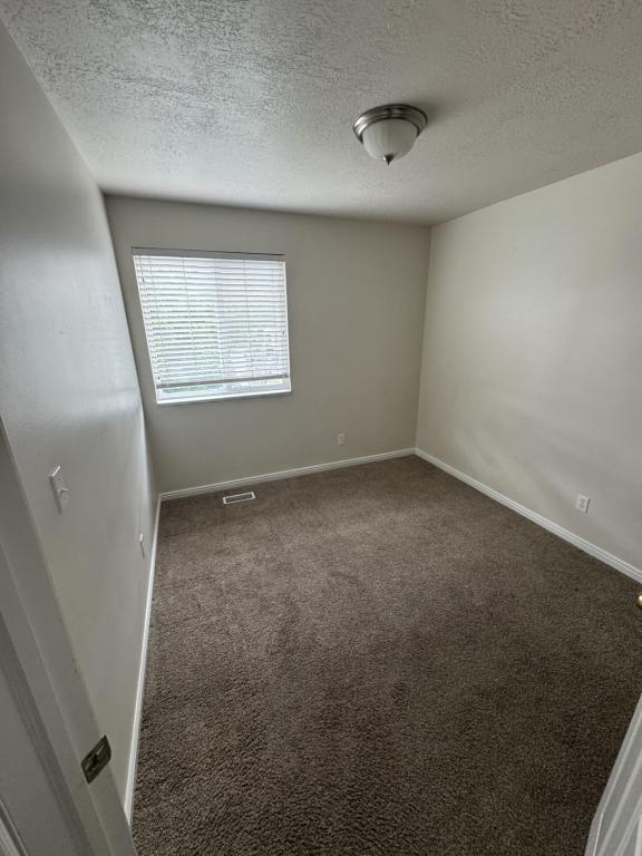 Building Photo - 130 S 200 W