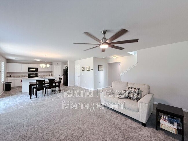 Building Photo - 161 Desert Orchid Cir