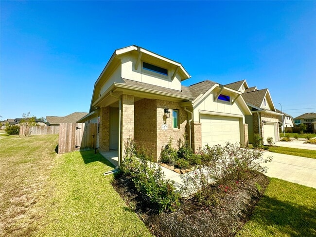 Building Photo - 3308 Scarlet Tupelo Wy