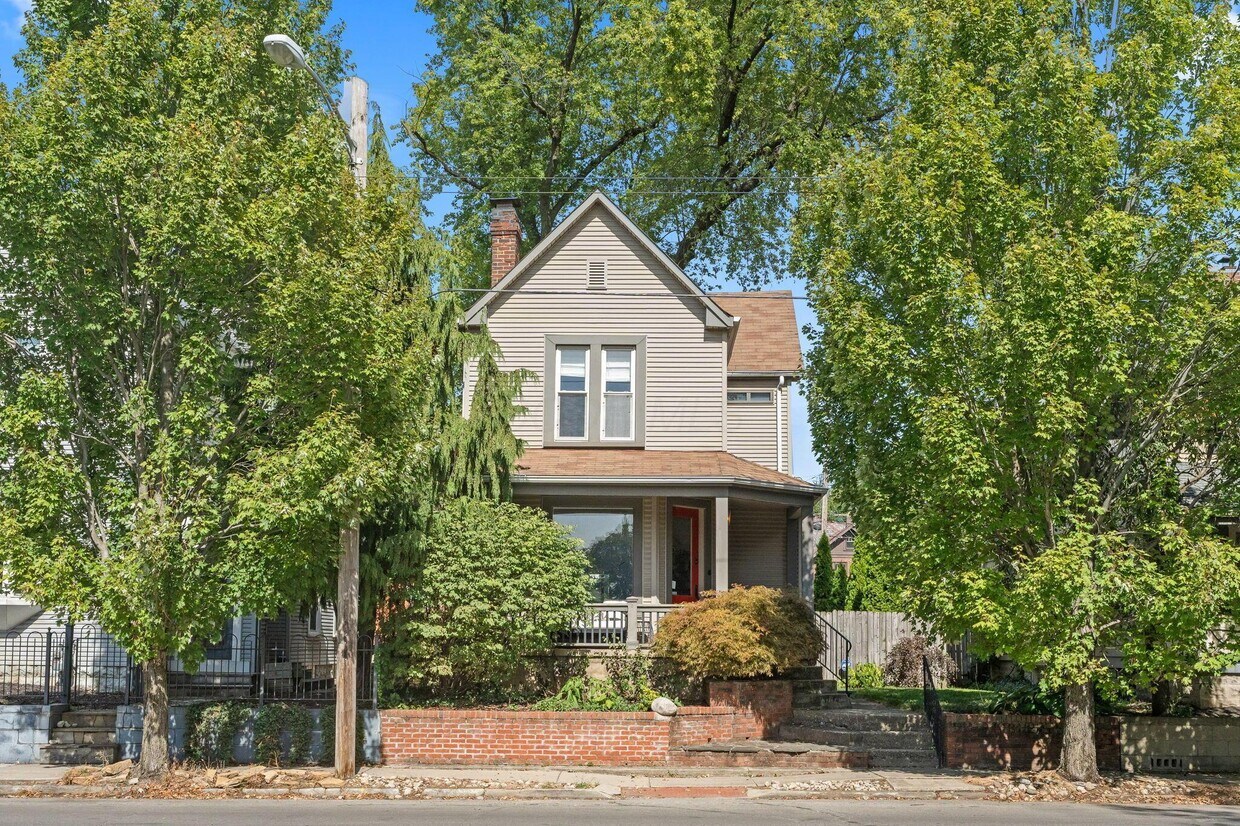 Foto principal - 116 Hanford St